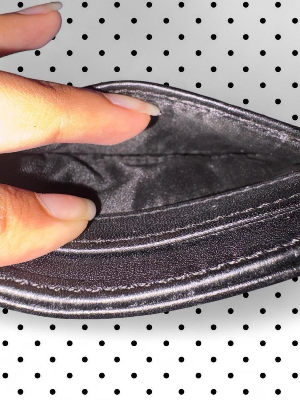 Authentic black Coach cardholder - Picture 5 of 7